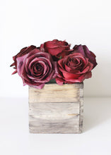 Load image into Gallery viewer, Wood Planter Box with Liner - 5"
