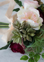 Load image into Gallery viewer, Artificial Succulent Bouquet Pick in Green Gray - 4" Wide
