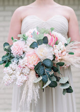 Load image into Gallery viewer, Pink Cream Artificial Lilac Flower
