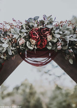 Load image into Gallery viewer, Silk Ranunculus in Burgundy Wine
