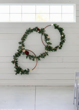 Load image into Gallery viewer, Indoor/Outdoor Artificial Eucalyptus Garland - 8'