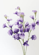Load image into Gallery viewer, Sweet Pea Flower in Purple Lavender
