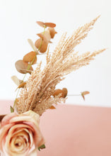 Load image into Gallery viewer, Beige Blush Artificial Pampas Grass - 33"

