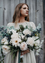 Load image into Gallery viewer, Artificial Dusty Miller Spray - 19" Tall
