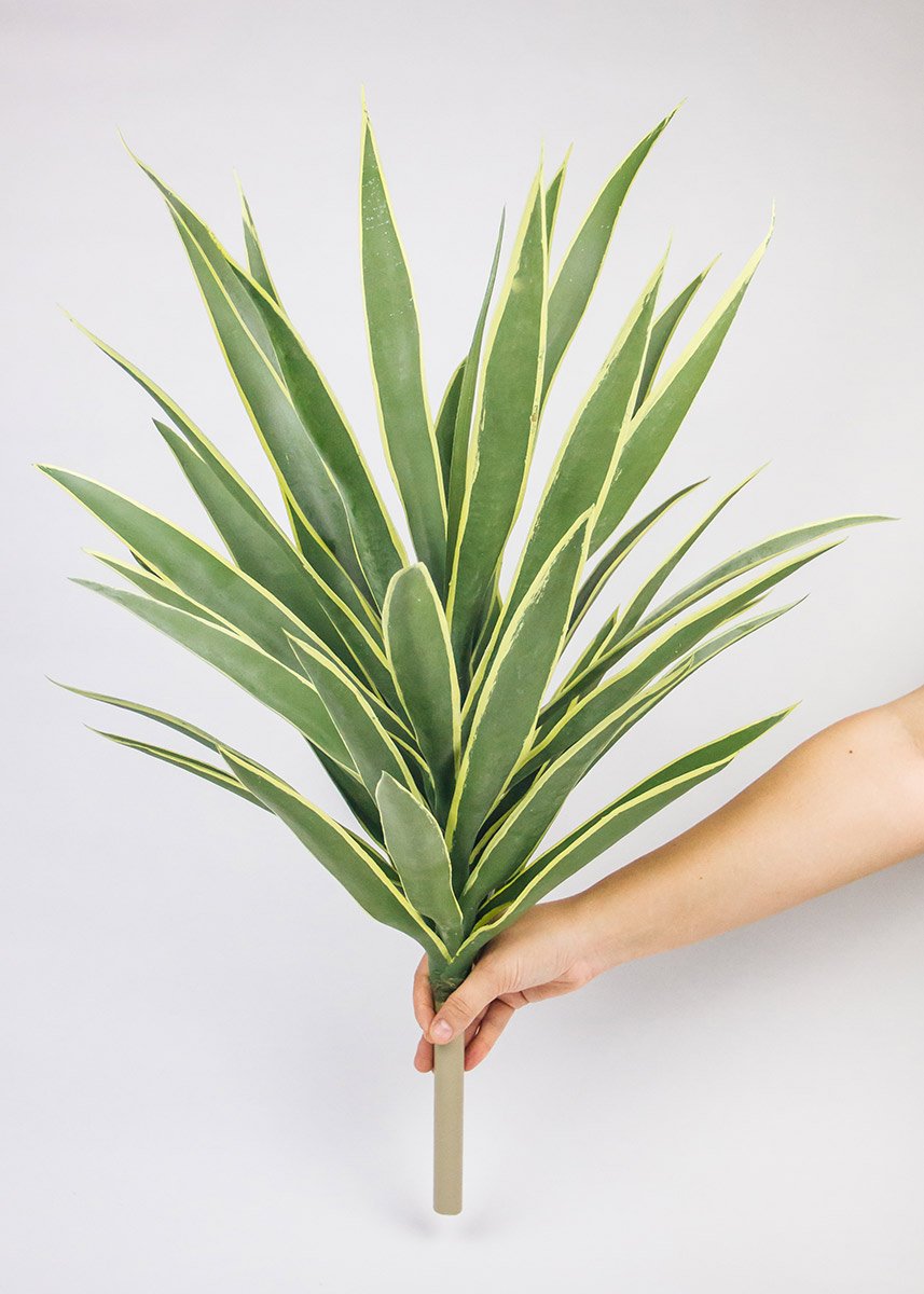 plastic outdoor plants Artificial Variegated Yucca Fake Outdoor Plant