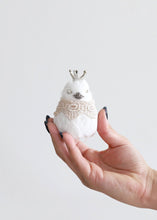 Load image into Gallery viewer, Set of 3 White Artificial Christmas Birds with Clip - 3.5" Tall
