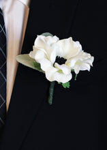 Load image into Gallery viewer, White Silk Anemone - 14.5"
