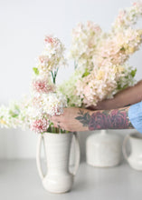 Load image into Gallery viewer, Pink Cream Artificial Lilac Flower
