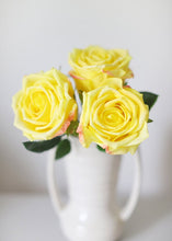 Load image into Gallery viewer, Yellow Fake Real Touch Rose Bundle
