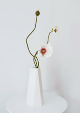 Load image into Gallery viewer, White Pink Poppy Silk Flowers
