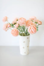 Load image into Gallery viewer, Ranunculus Fake Flowers in Peach Pink
