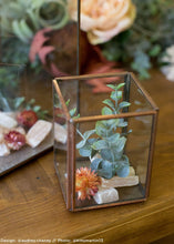 Load image into Gallery viewer, Copper Metal &amp; Glass Votive Holder
