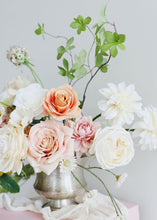 Load image into Gallery viewer, Cream Blush Dahlia Silk Flower Stem - 19"
