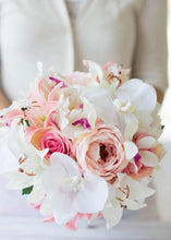 Load image into Gallery viewer, Silk Flower Phalaenopsis Orchids in White - 37&quot; Tall
