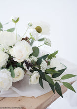 Load image into Gallery viewer, Artificial Smilax Leaf Spray - 27" Tall
