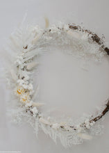 Load image into Gallery viewer, Pack of 5 - Preserved Ferns in Cream
